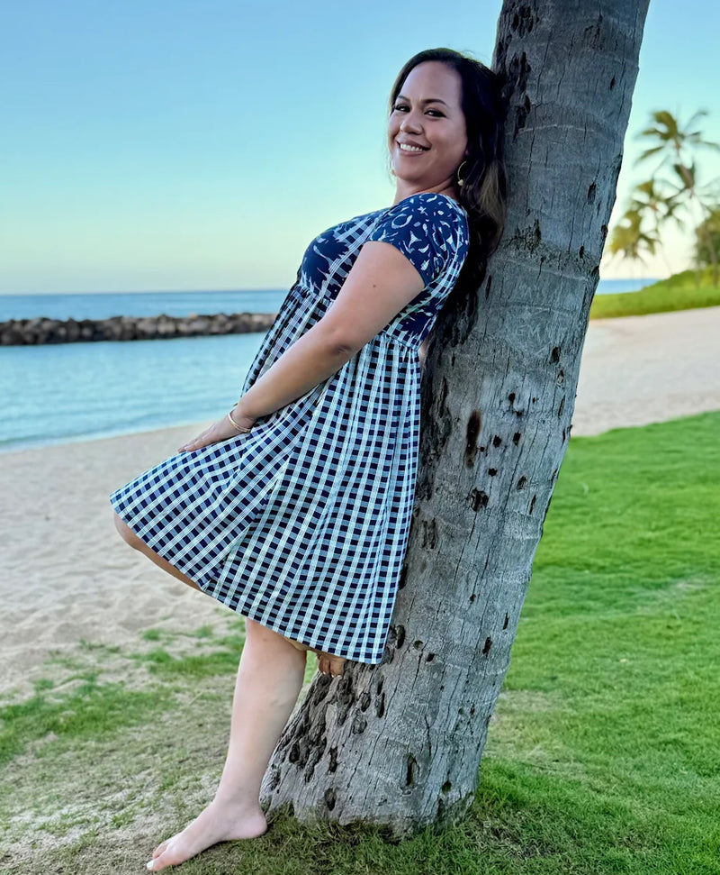 ワンピース Little Nana's Dress Palaka Kuiki Nanea Babydoll Dress Navy – Hae Hawaii
