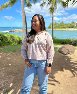 Kuulei Wahine V-Neck Hooded Crop Longsleeve Drifit Desert Sand