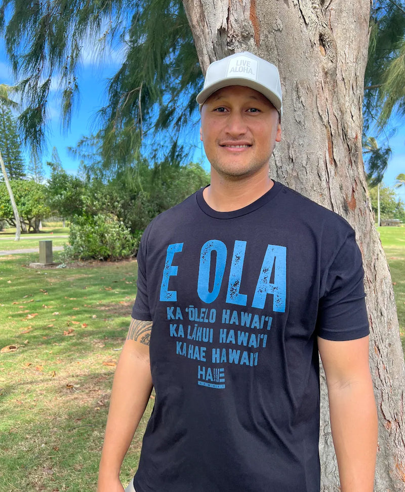 E Ola Black T-Shirt