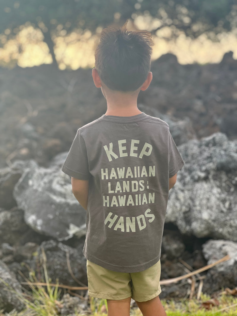 Keep Hawaiian Lands in Hawaiian Hands Keiki T-Shirt Charcoal Grey