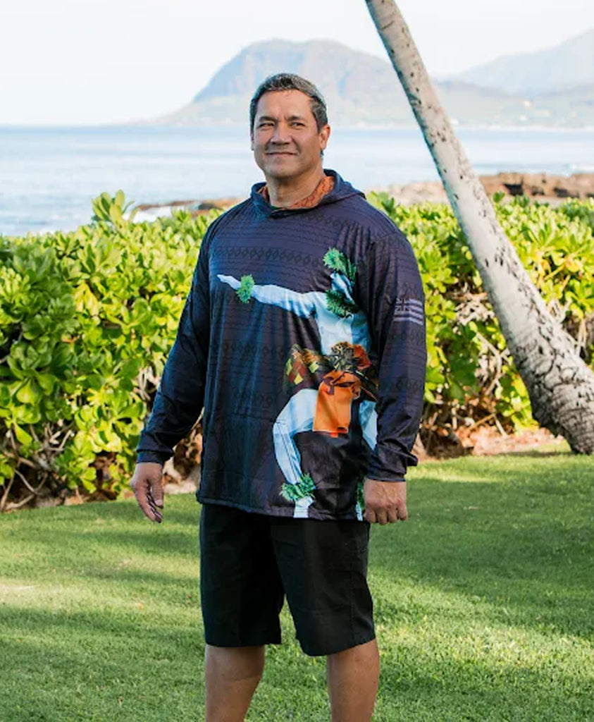 Ke_Kai_O_Kahiki_Hooded_Longsle