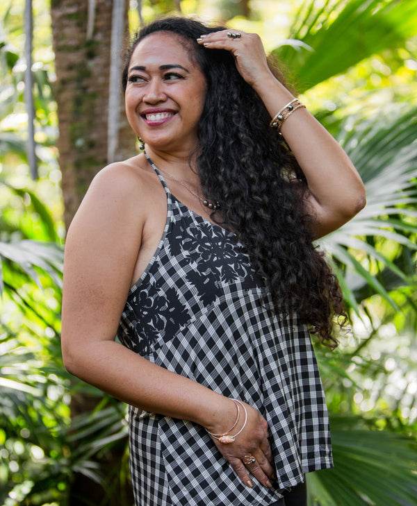 Palaka Kuiki Hoku Halter Top in Black – Hae Hawaii
